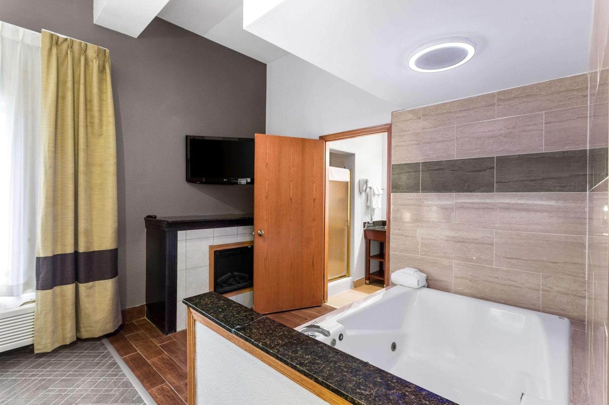 Comfort Inn & Suites Kenosha-Pleasant Prairie Exteriör bild