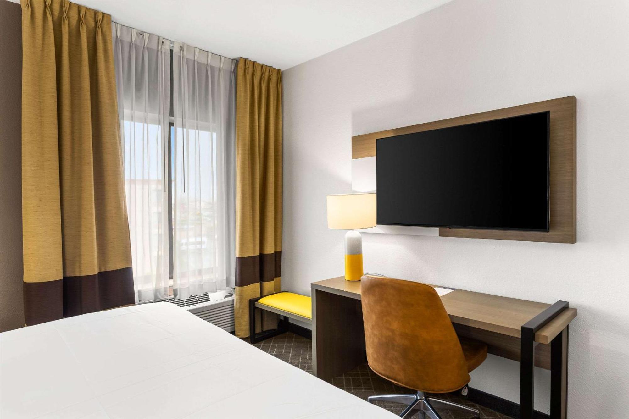 Comfort Inn & Suites Kenosha-Pleasant Prairie Exteriör bild